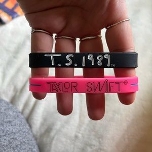 Taylor Swift 1989 World Tour Bracelet